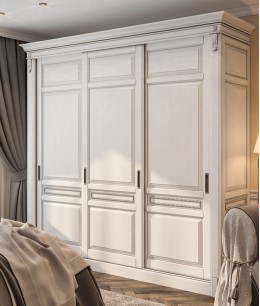 Шкаф в спальню в классическом стиле