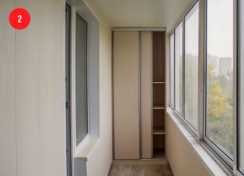 Распашные шкафы на балкон или лоджию по индивидуальным размерам